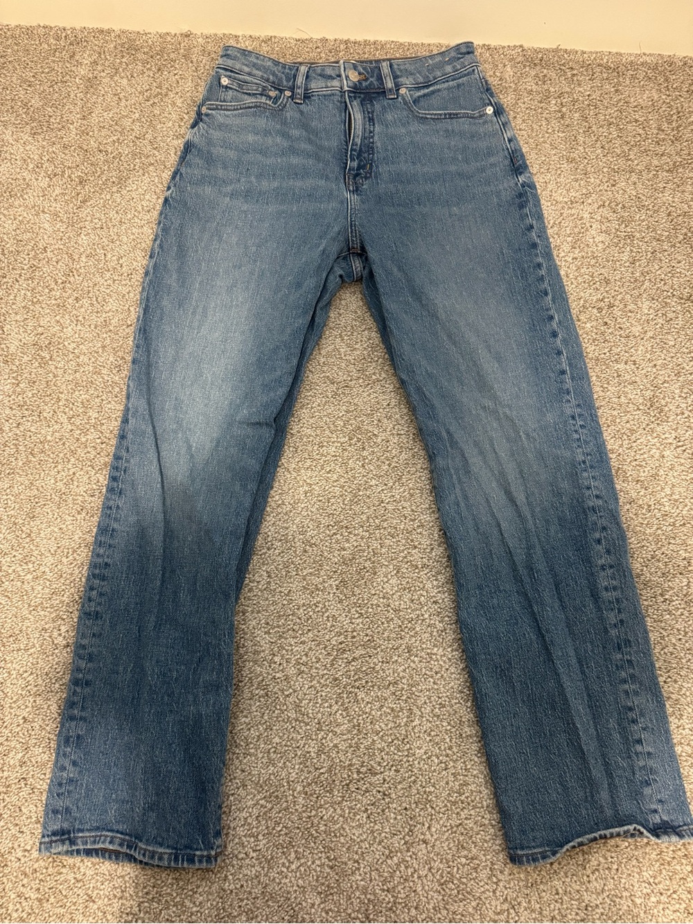 Madewell Straight Leg Jeans in Medium Blue Wash